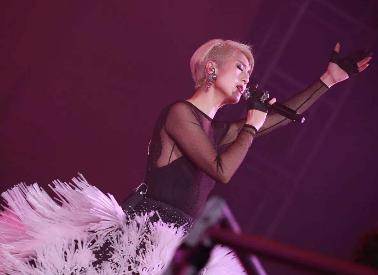 2020杨千嬅梧州演唱会