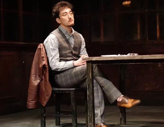 话剧《谎言背后》上海站