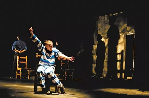 2022戏剧《一个无政府主义者的意外死亡》北京站演出信息详情公布