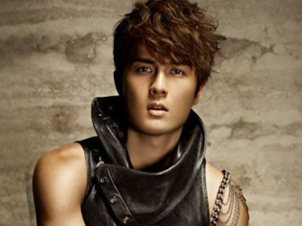 威龙巅峰之夜宁波万人演唱会