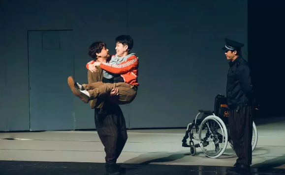 话剧《爸爸的马拉松》呼和浩特站