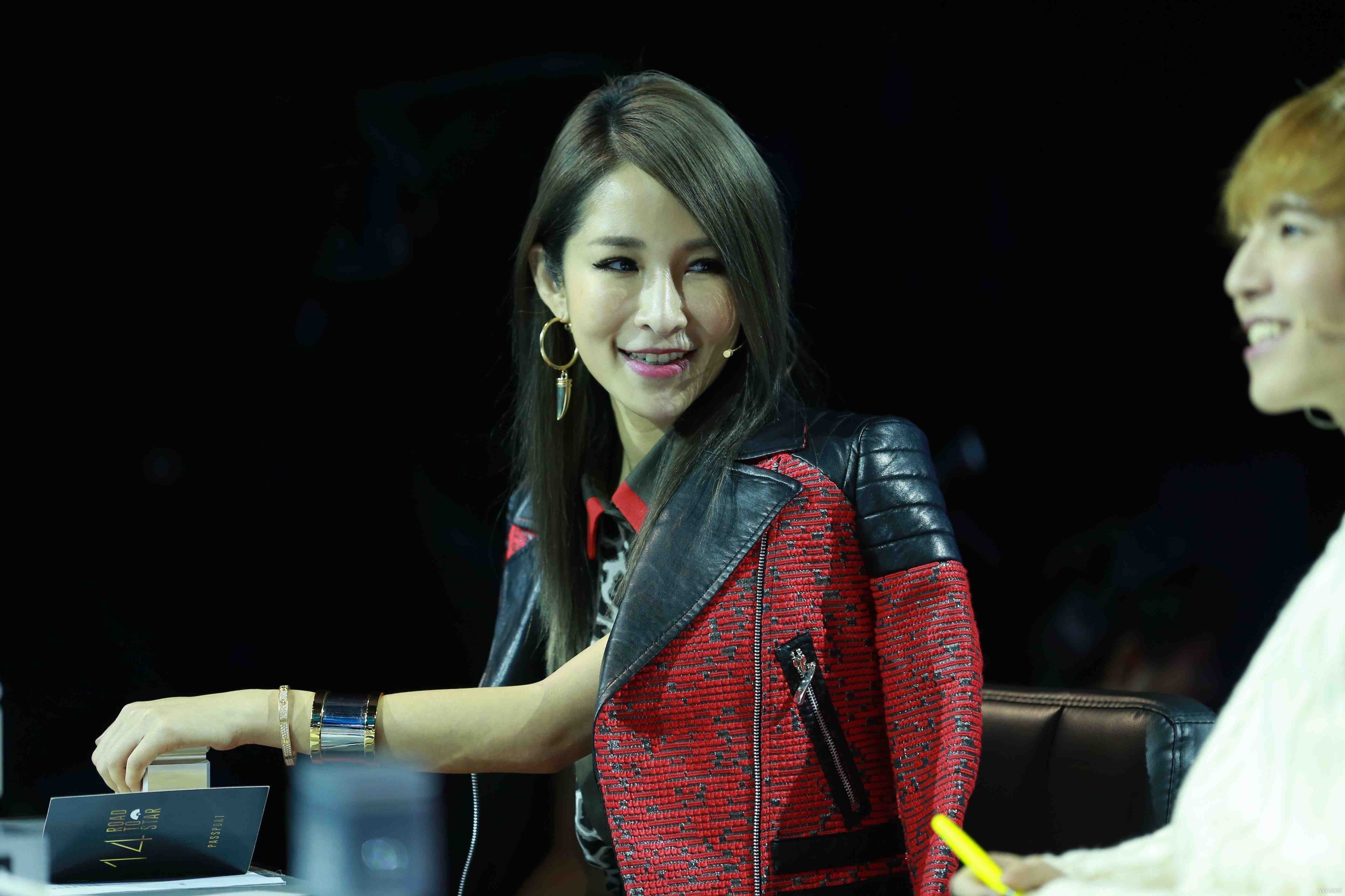 萧亚轩天津演唱会