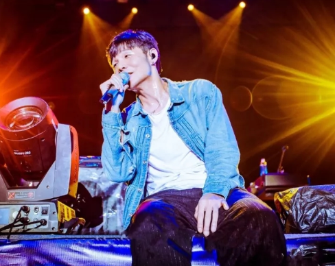 李荣浩无锡演唱会