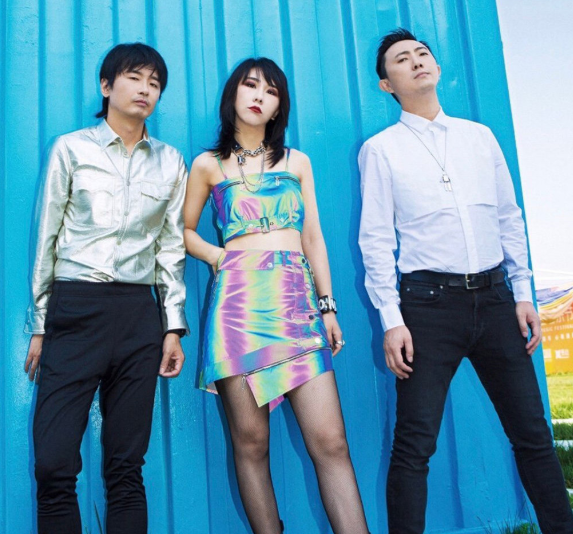 新裤子南京演唱会