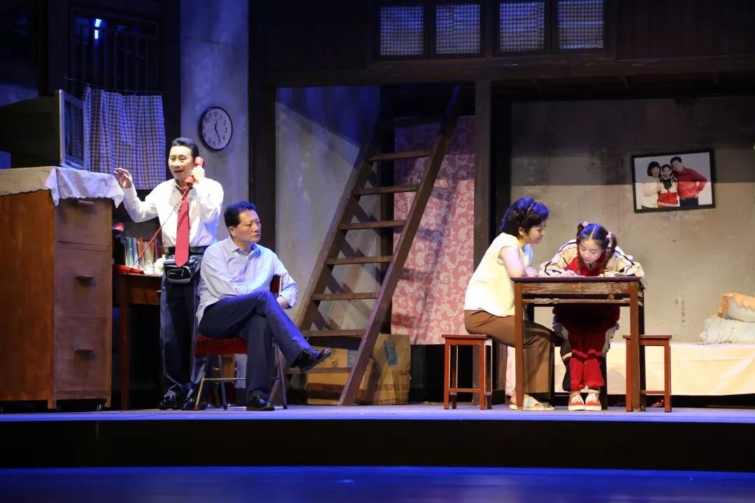 2020滑稽戏《弄堂里向》上海站
