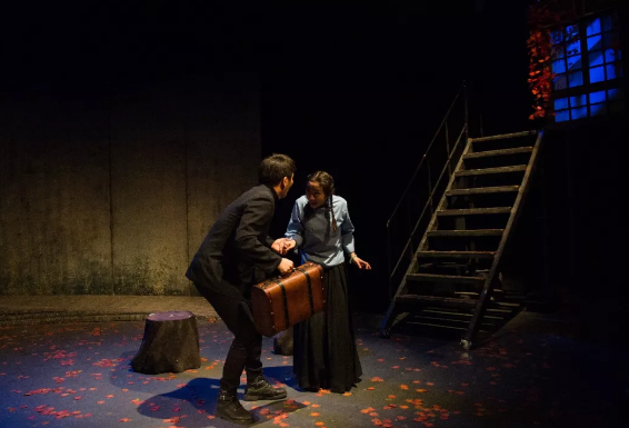 喜剧《奋不顾身的爱情》青岛站