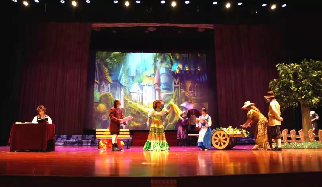 童话剧《美女与野兽》重庆站