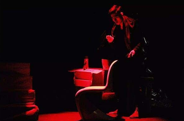 2022喜剧《我只是比较容易放弃》上海站门票