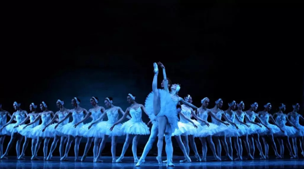 芭蕾舞剧《天鹅湖》重庆站
