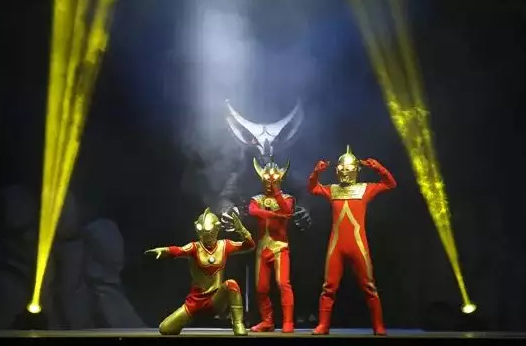 舞台剧《奥特曼宇宙之光》哈尔滨站