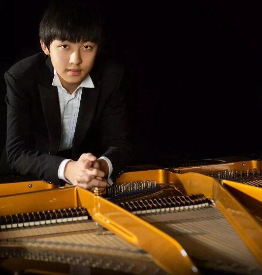 雷羽烟台音乐会