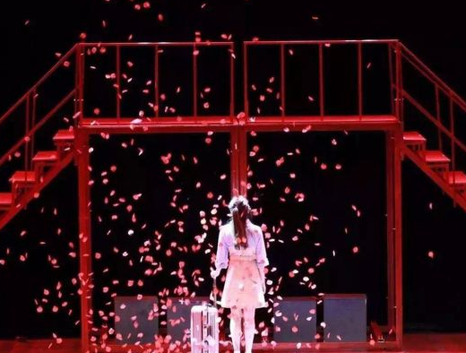 话剧《玩命爱一个姑娘》哈尔滨站