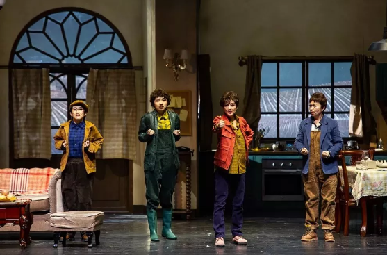 杨立新喜剧《她们的秘密》杭州站