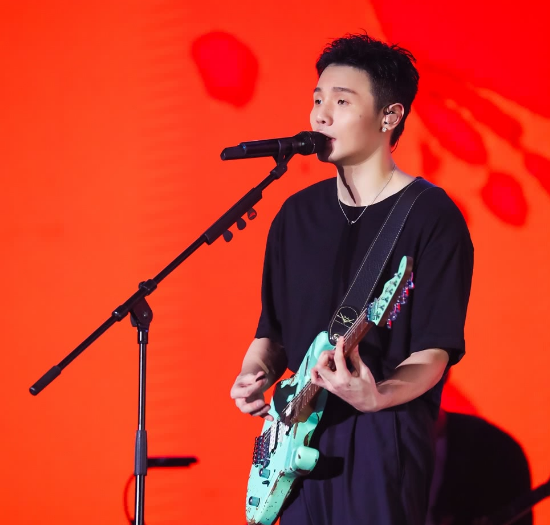 2023李荣浩广州演唱会（时间+地点+票价）