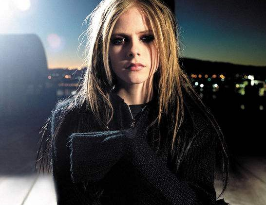 2022艾薇儿香港演唱会门票价格是多少？在哪里举办？