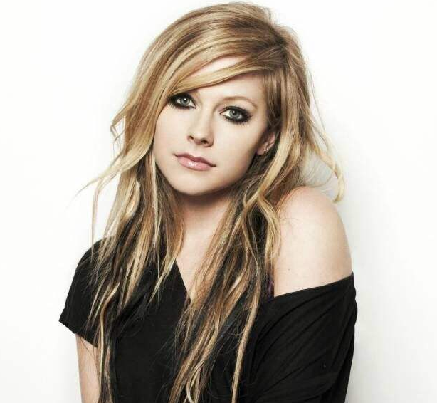 2022艾薇儿香港演唱会门票价格是多少？在哪里举办？