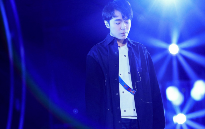 吴青峰大连演唱会