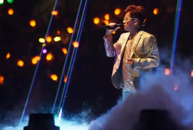 谭咏麟三亚演唱会