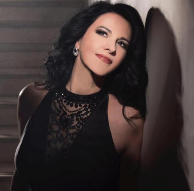 安吉拉乔治乌南京音乐会