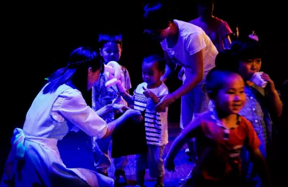 魔术剧《贝儿与王子之新年派对》太原站