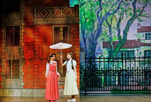 话剧《金家花园》连云港站