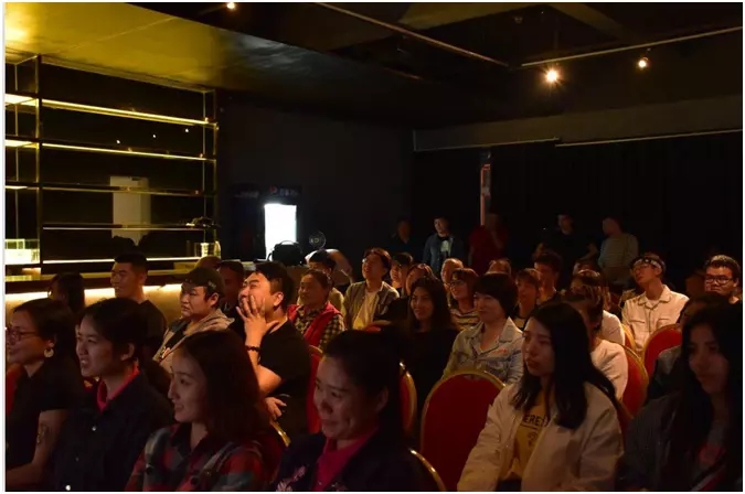 美式酒吧脱口秀深圳站3