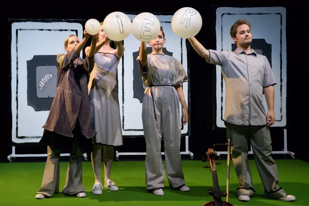 音乐剧玩纸牌的贝多芬天津站