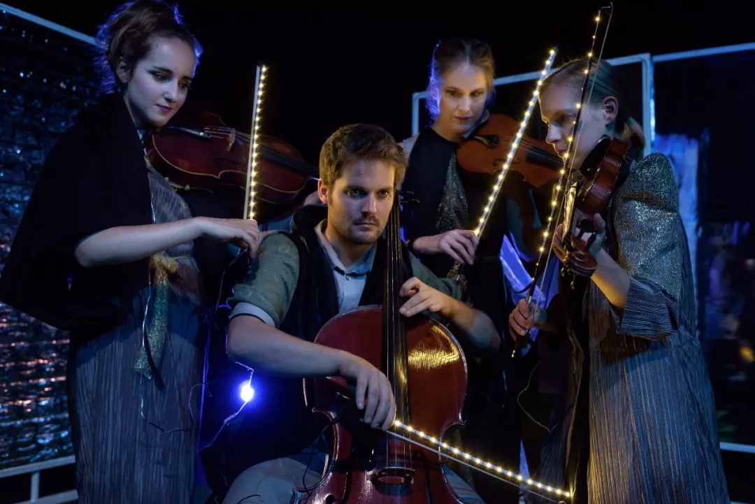 音乐剧玩纸牌的贝多芬天津站