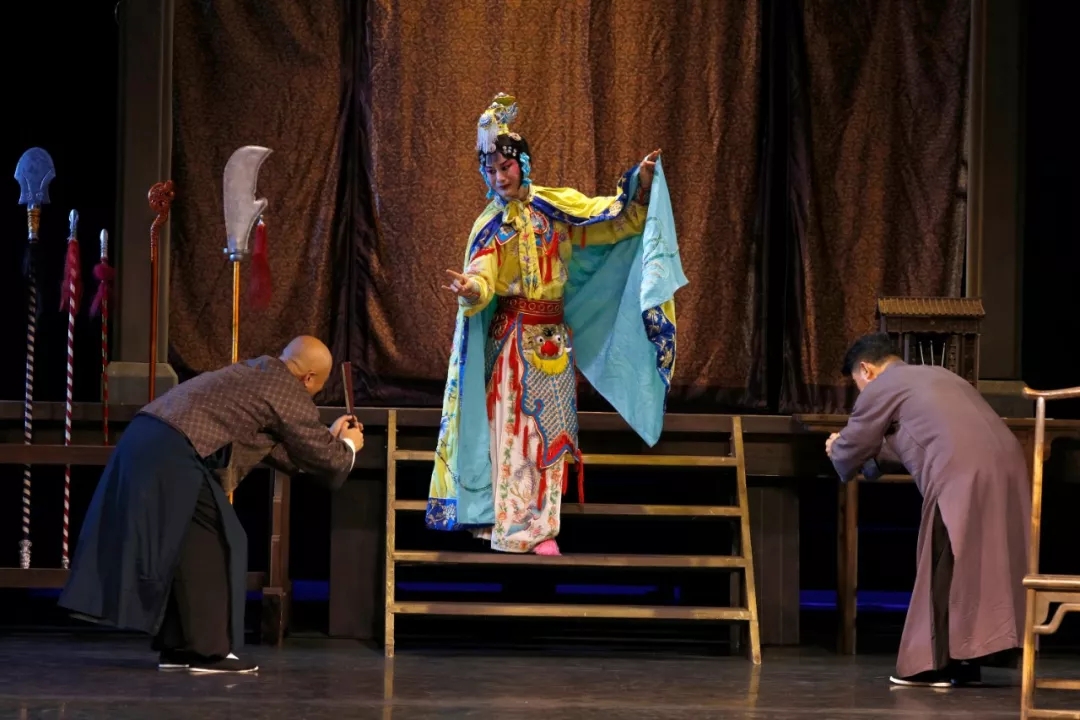 喜剧戏台西安站