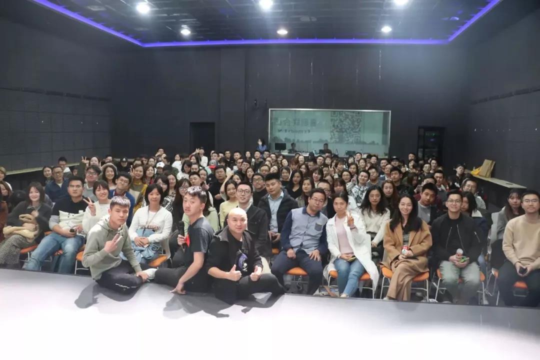 2020喜剧联合国上海脱口秀（时间+地点+订票攻略）