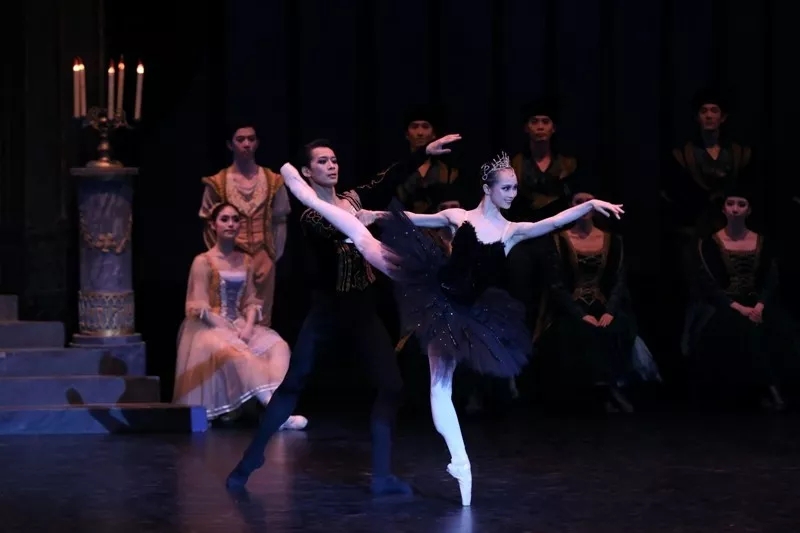 2022经典版芭蕾舞剧《天鹅湖》-上海站 2022经典版芭蕾舞剧《天鹅湖》-上海站