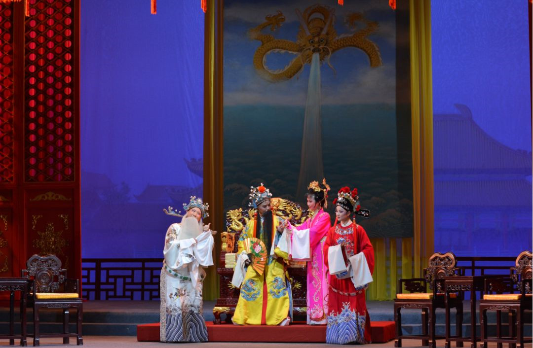 黄梅戏女驸马绍兴站