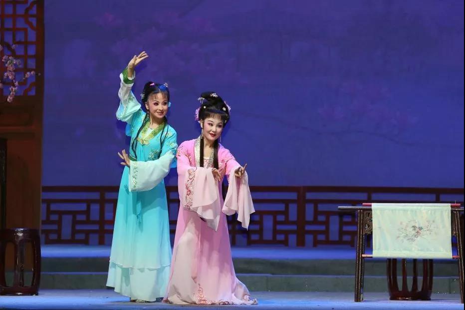 黄梅戏女驸马绍兴站