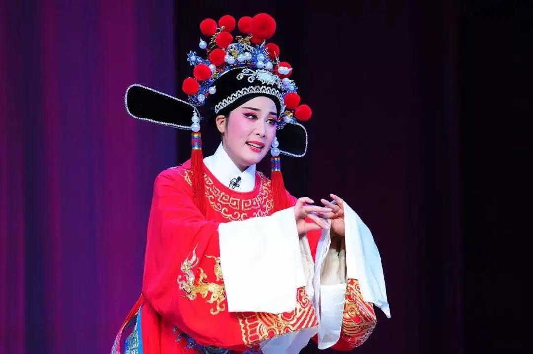 黄梅戏女驸马绍兴站