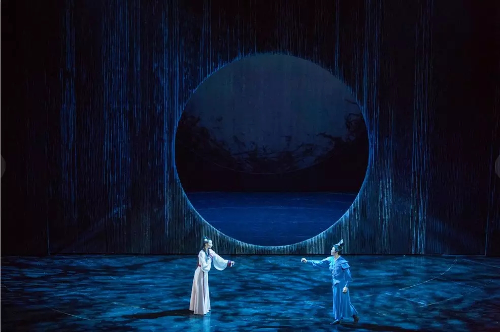 2021特邀艺术家单元 韩真周莉亚导演 舞剧《花木兰》-西安站 2021特邀艺术家单元 韩真周莉亚导演 舞剧《花木兰》-西安站