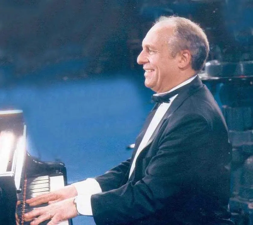 疯狂情丝中山音乐会