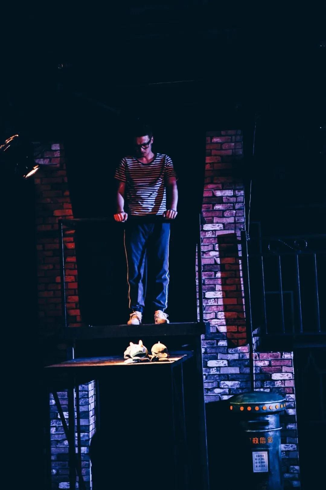 2020话剧《女儿18我28》长沙站