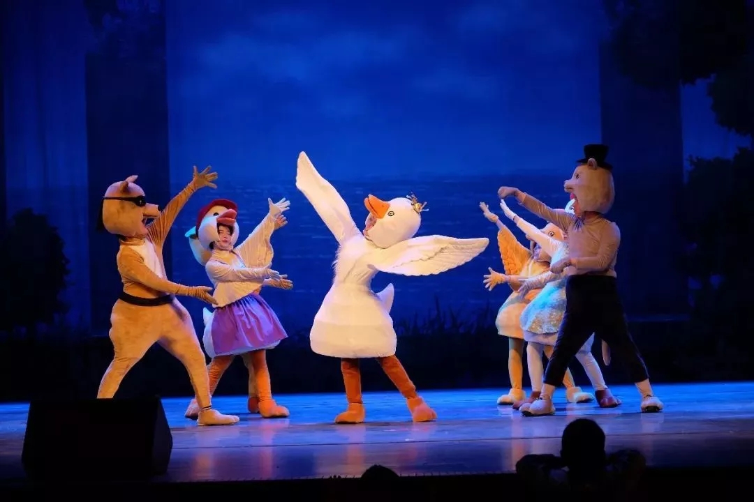 人偶剧《丑小鸭》安康站