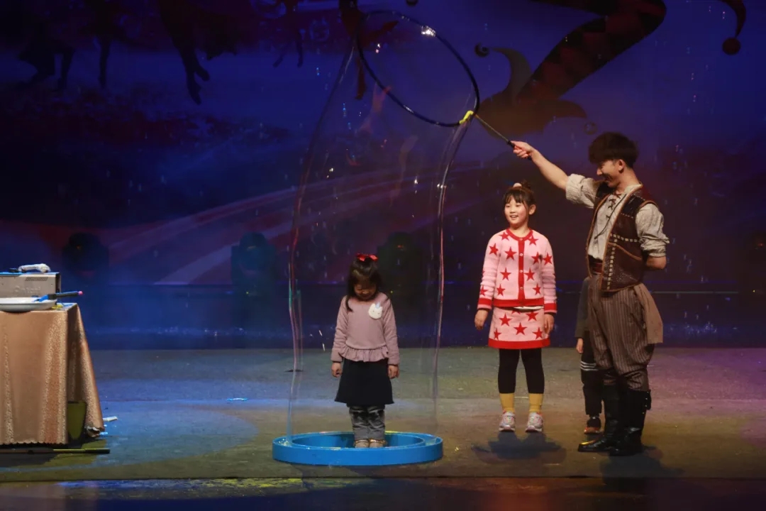 2020泡泡秀《海洋盛歌——牧鲸人传说》宁波站