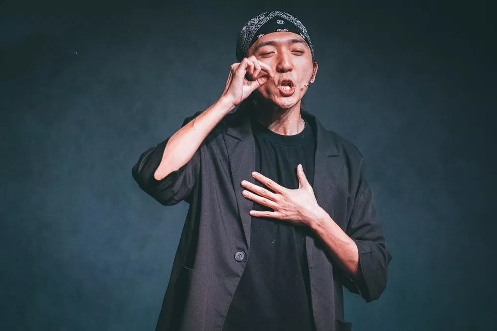 默剧《没有才华的我》西安站