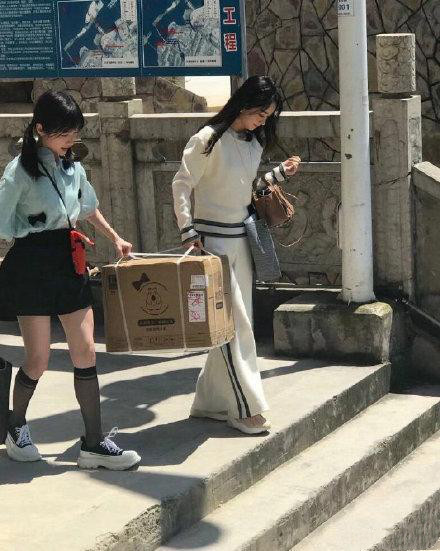 《中餐厅4》路透 赵丽颖加盟 生图耐打