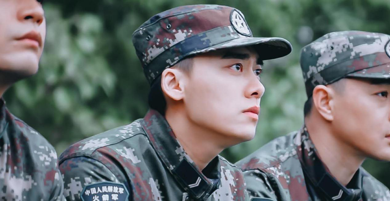 《号手就位》发布最新预告片 李易峰、张馨予等演绎中国火箭军魅力