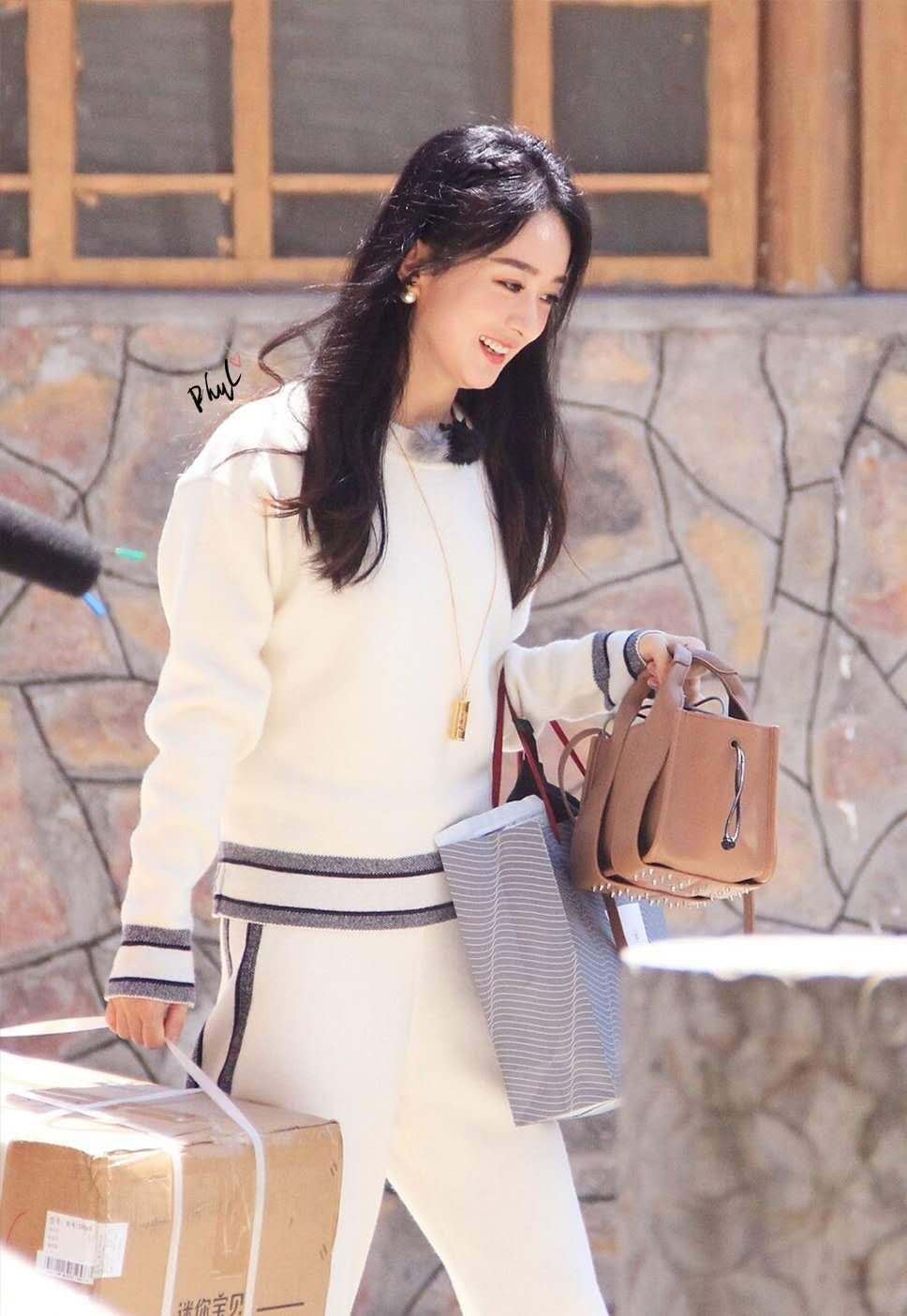 《中餐厅》第四季官宣，赵丽颖强势加盟