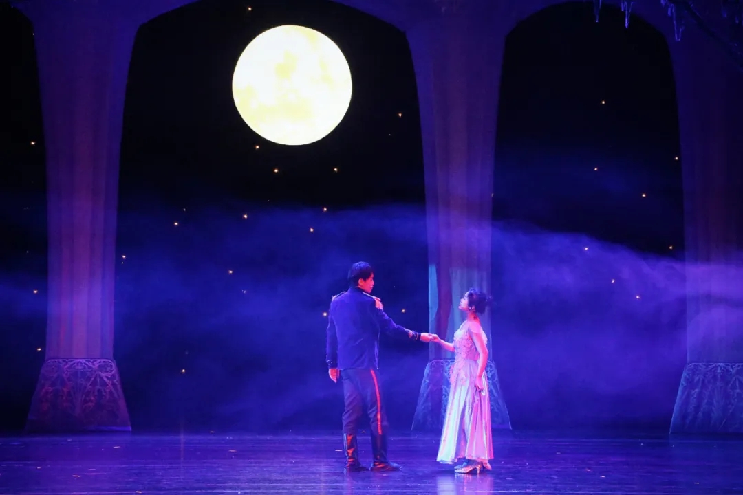 儿童剧《灰姑娘之女巫的秘密》南京站
