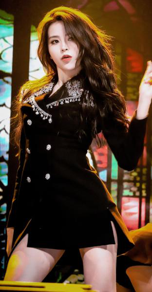 创造营成团排名公布 徐艺洋眼神太虐