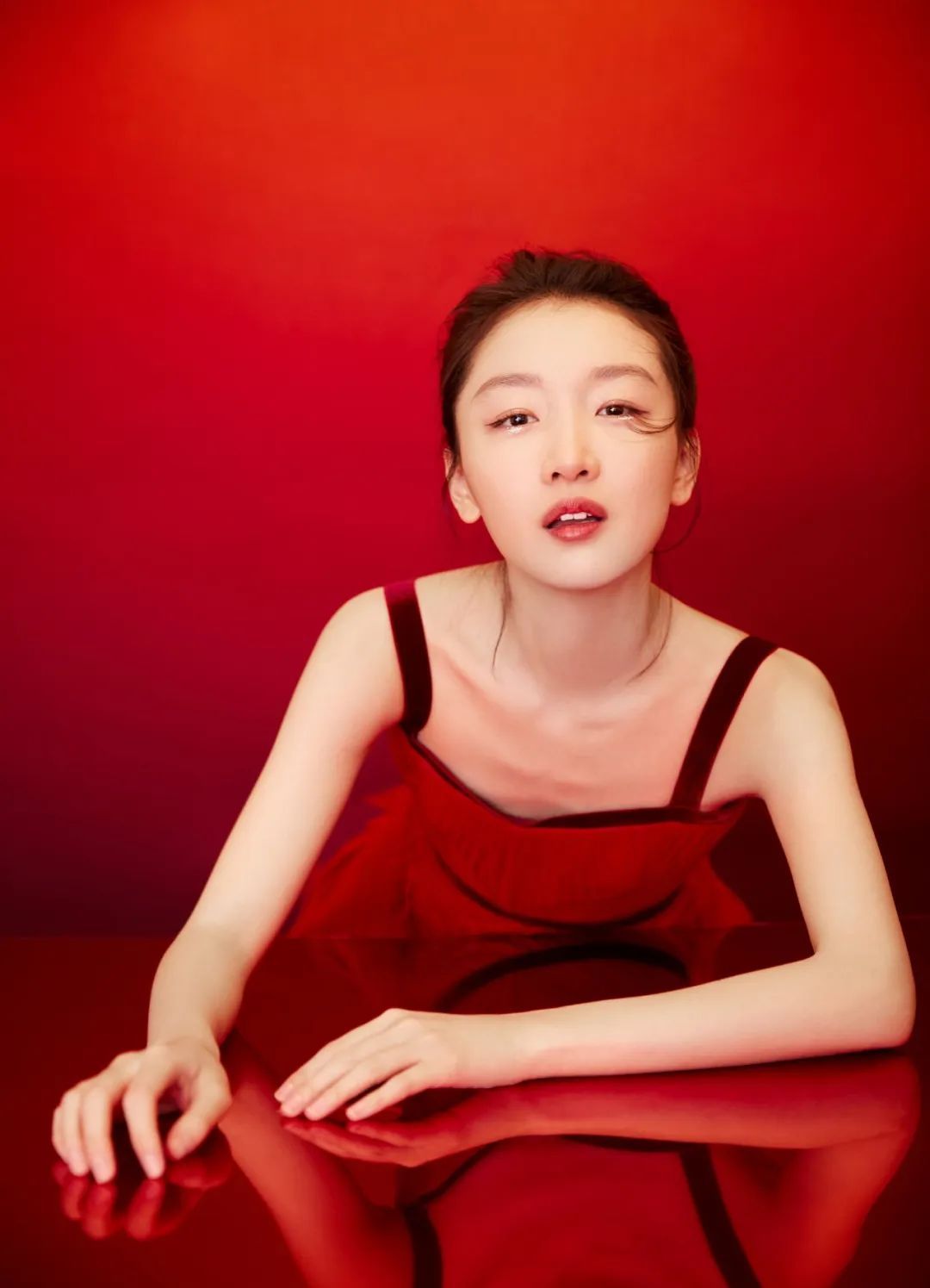 周冬雨天价片酬 网友称做梦都不敢想