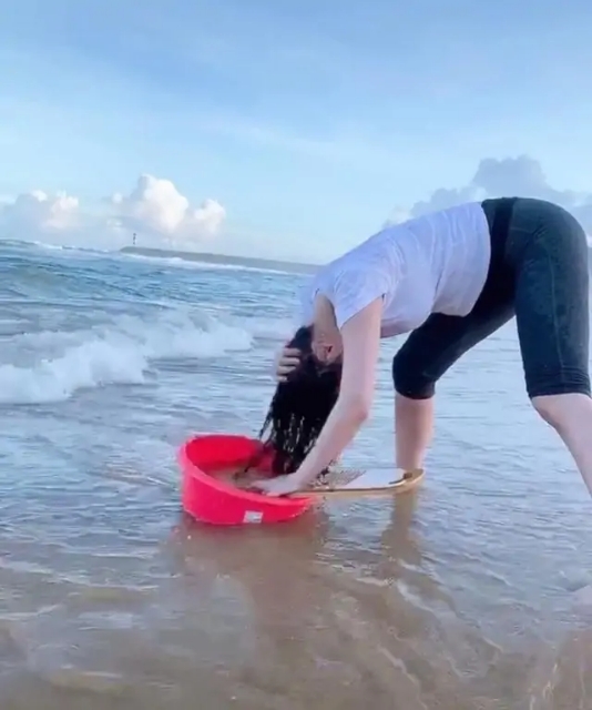 张国伟徐冬冬互动频繁显暧昧 疑似恋情曝光