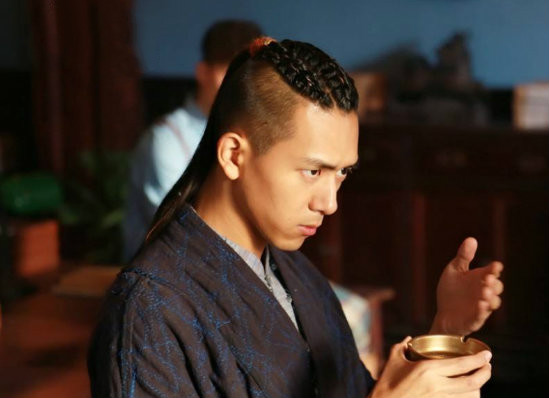 《河神》2李现缺席 金世佳成新晋男主