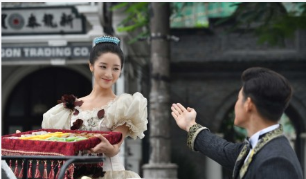 《小娘惹》CP发糖了：陈锡向月娘求婚！