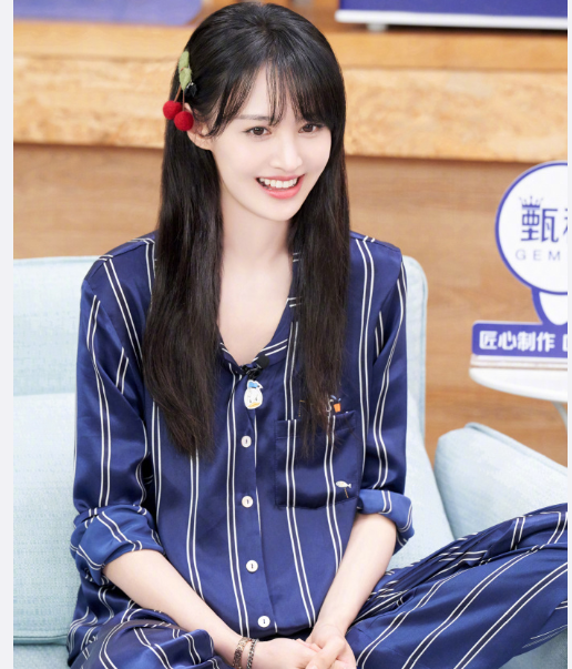 郑爽因《奇妙小森林》登热搜，你怎么看？